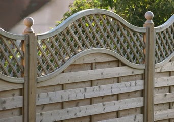 Decorative garden fencing in Hampshire