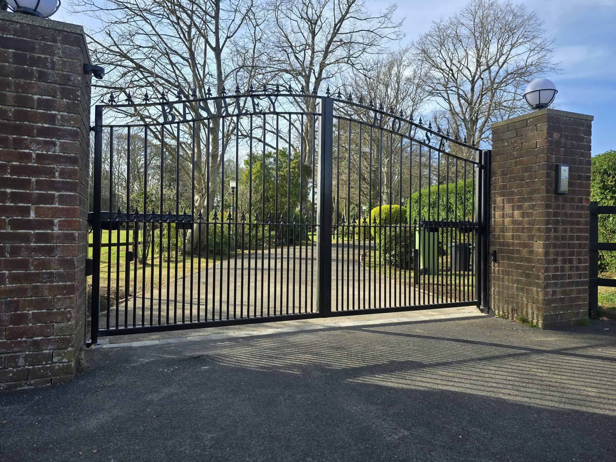 Modern premium driveway gates Hampshire with contemporary finish